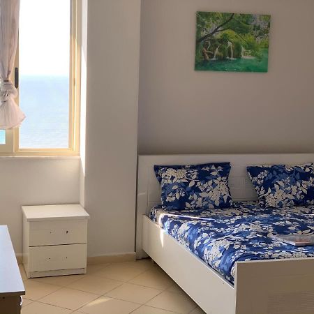 Apartament La Playa Durrës Exteriör bild
