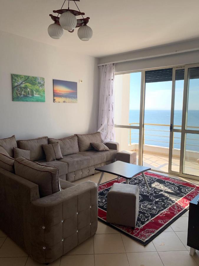 Apartament La Playa Durrës Exteriör bild