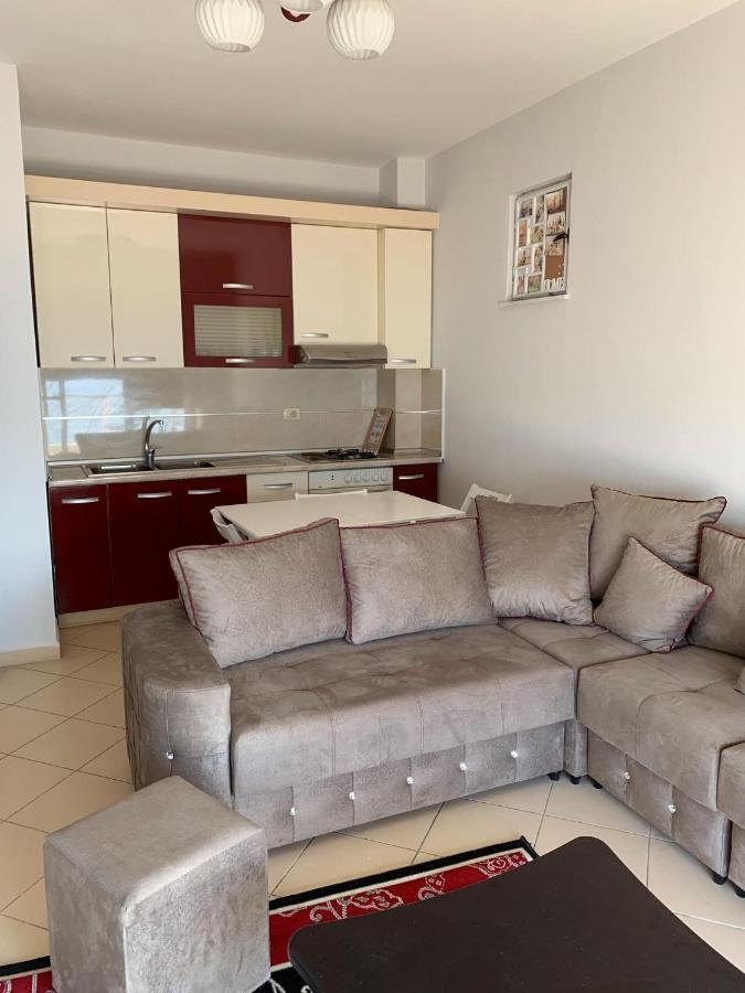 Apartament La Playa Durrës Exteriör bild
